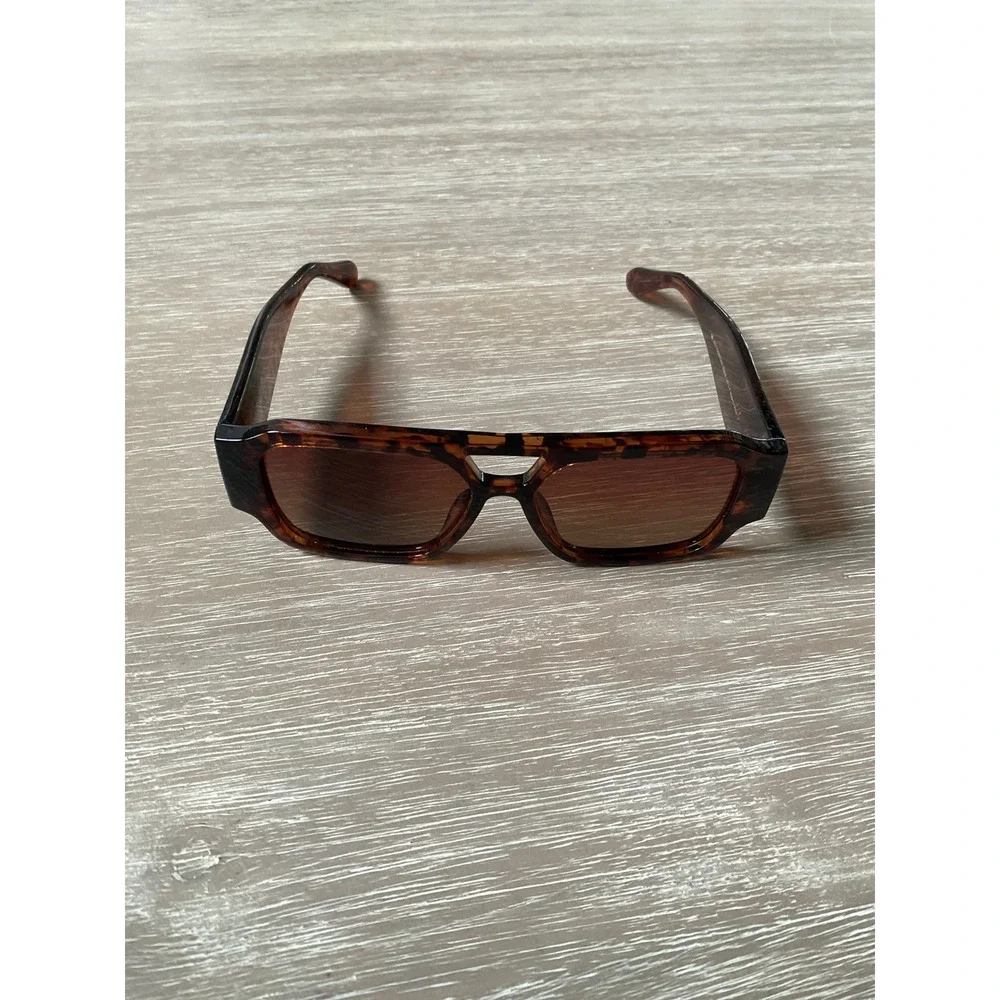 Meller Tigertown Sunglasses Brown Tortoise 54x15x145 New With Tags